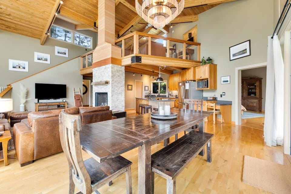 The Driftwood House in Sonoma County