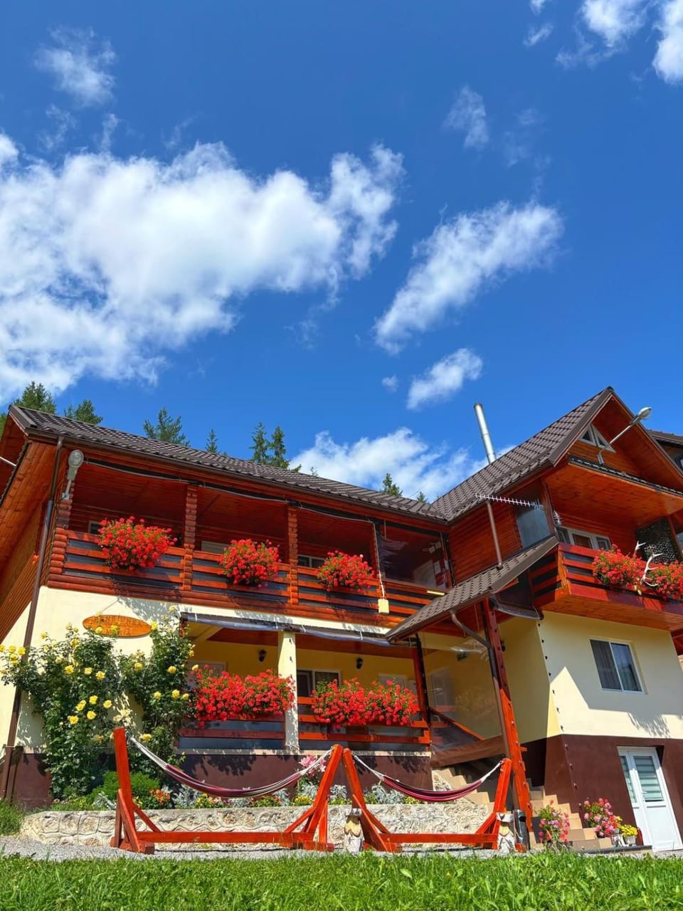 Property building, Day