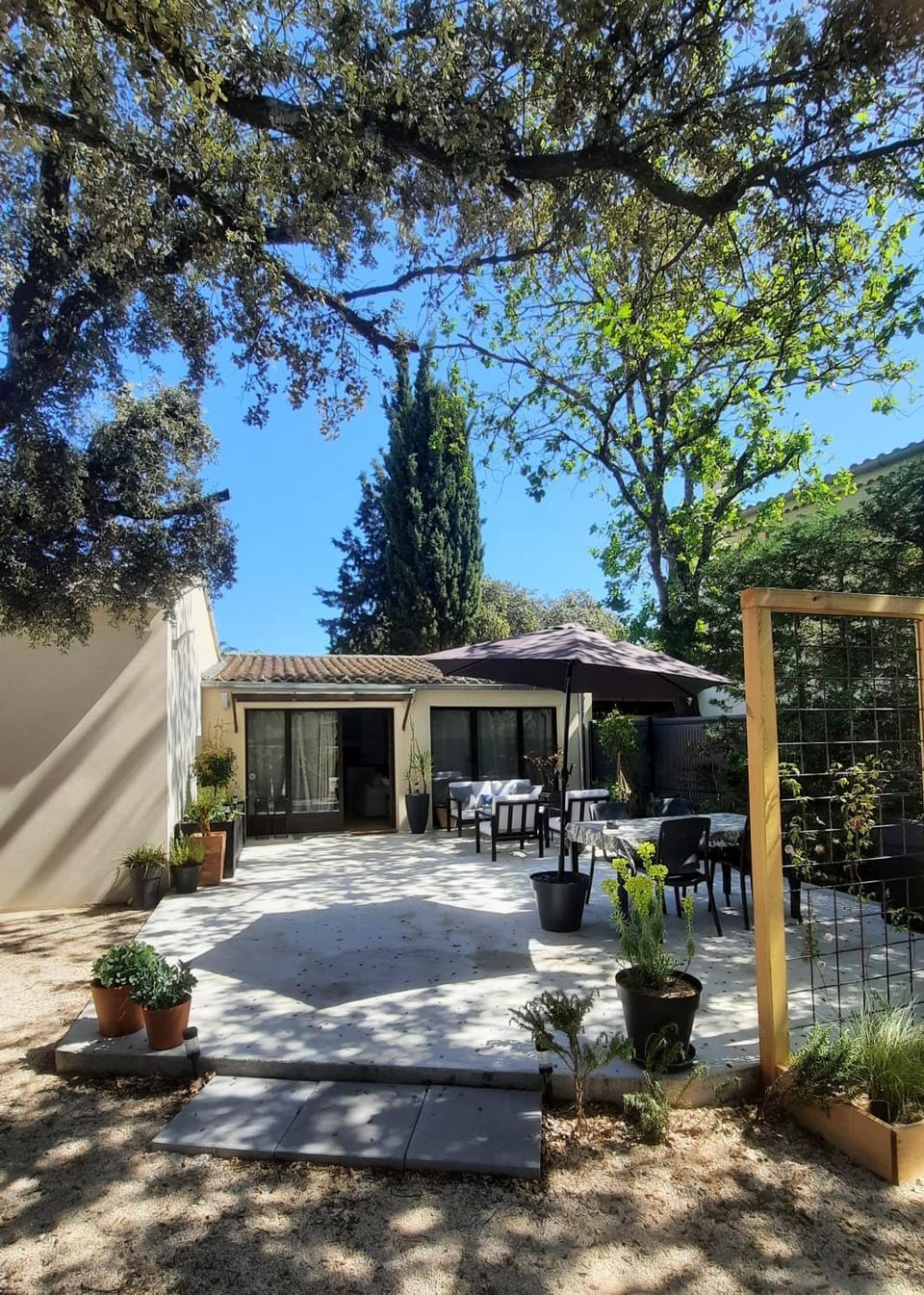 Gîte des Bartavelles House in Mazan