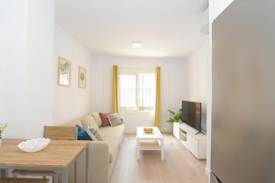 TV and multimedia, Living room, Dining area