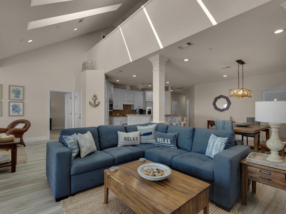 Emerald Dunes 601 by Newman-Dailey Apartment in Destin