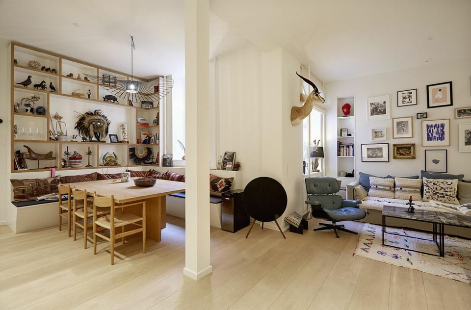 Living room, Dining area