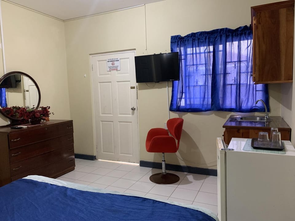 Relax in Jamaica - Enjoy 7 Miles of White Sand Beach! villa Villa in Westmoreland Parish