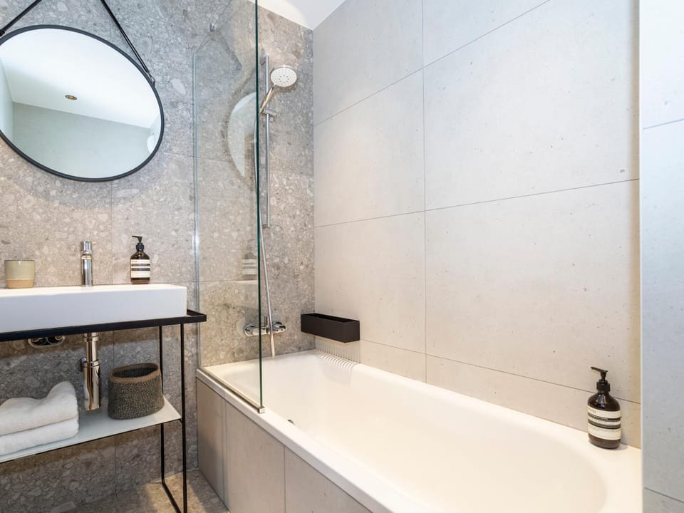 Duplex 4 chambres à Méribel, près du centre et des pistes, avec services de conciergerie - FR-1-613-47 Apartment in Les Allues