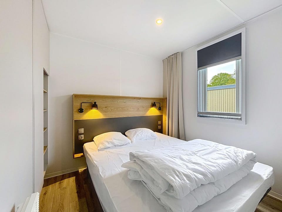 Mobil-home Grand Confort 4 pers, 2 chambres, 1 sdb, clim, terrasse & parking, à 200m de la plage - FR-1-361A-2 House in Jullouville
