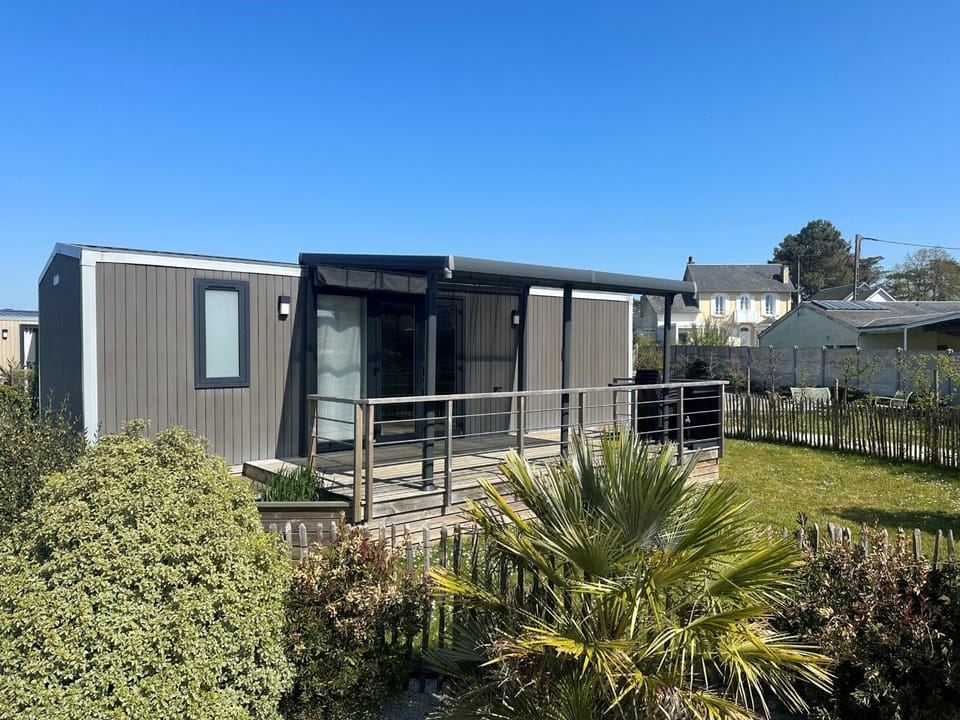 Mobil-home 6 pers, 3 chambres, piscine chauffée, plage à 200m, terrasse couverte - FR-1-361A-12 House in Jullouville
