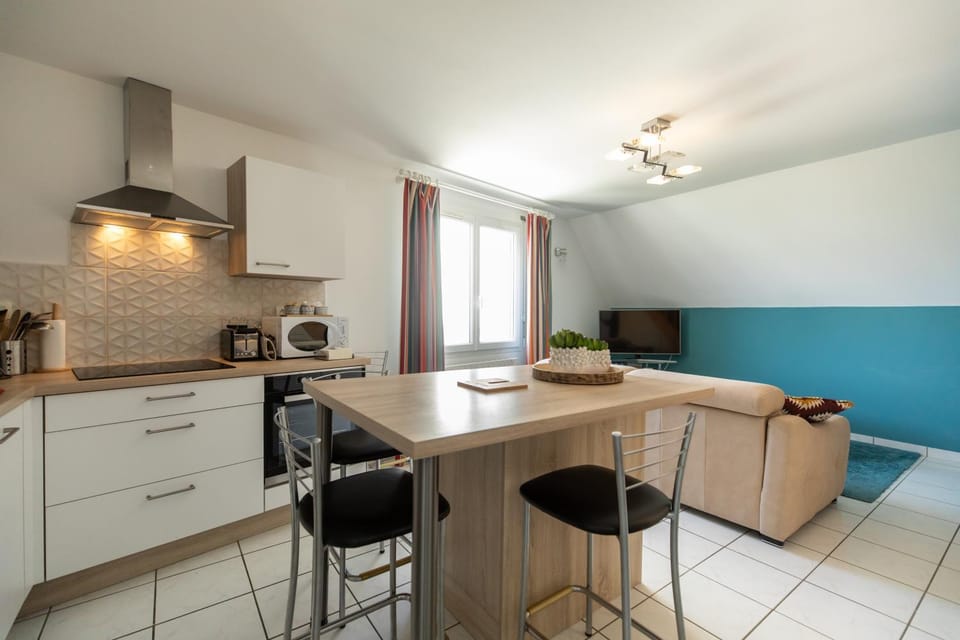 Coffee/tea facilities, Kitchen or kitchenette, Dining area, dishwasher, minibar, pet friendly, stove, toaster