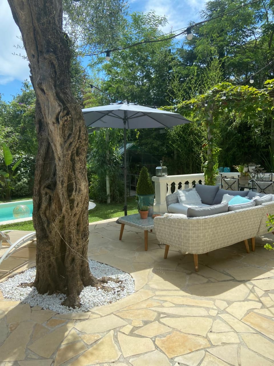 Cap d'Antibes 50m from the beach 3 bedrooms/Pool Villa in Antibes