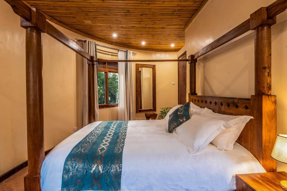 Bed, Living room, Photo of the whole room, Bedroom