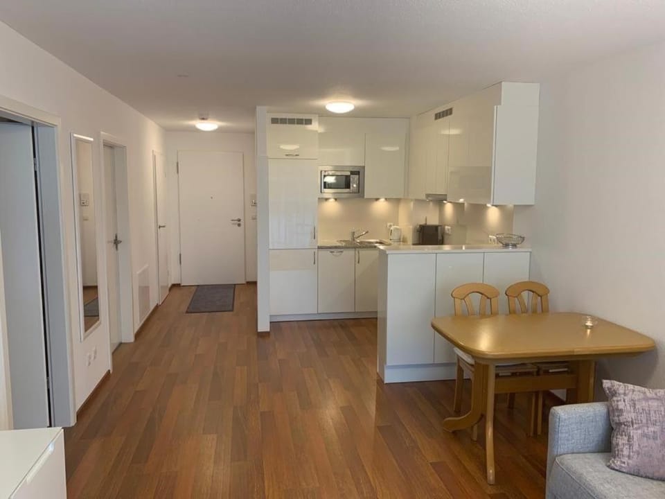 Kitchen or kitchenette, Dining area, kitchen