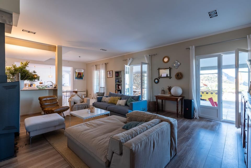 Living room, Other