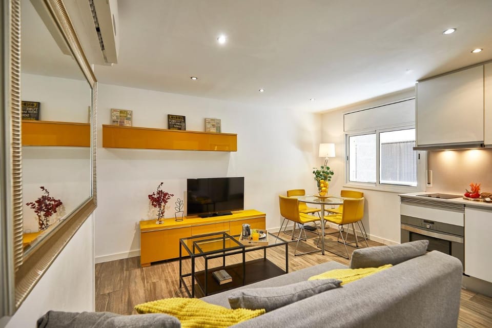 TV and multimedia, Living room, Seating area