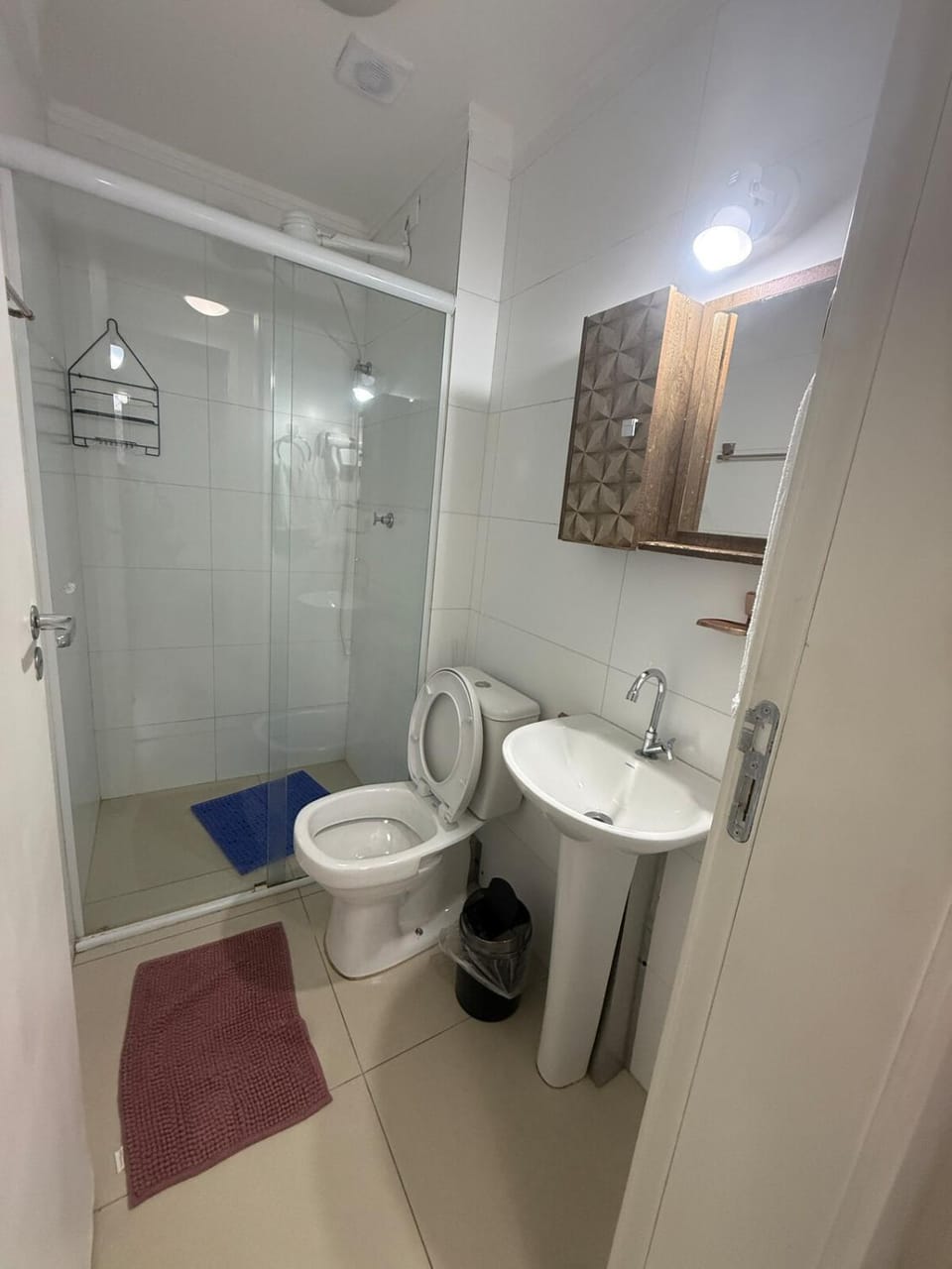 Lindo Ap - CENTRO- piscina, churrasqueira gourmet, maquina lava e seca e wifi roupas cama Apartment in Ubatuba