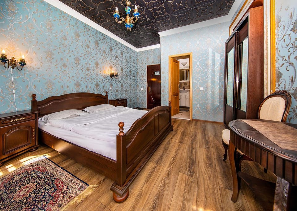 Bed, Photo of the whole room