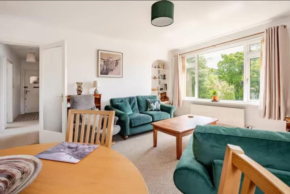 The Waterside Apartment 6 Apartment in England