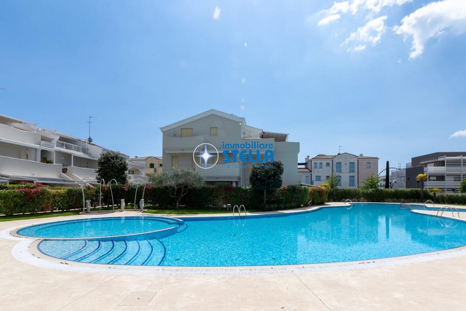 Swimming pool, Swimming pool, Public Bath