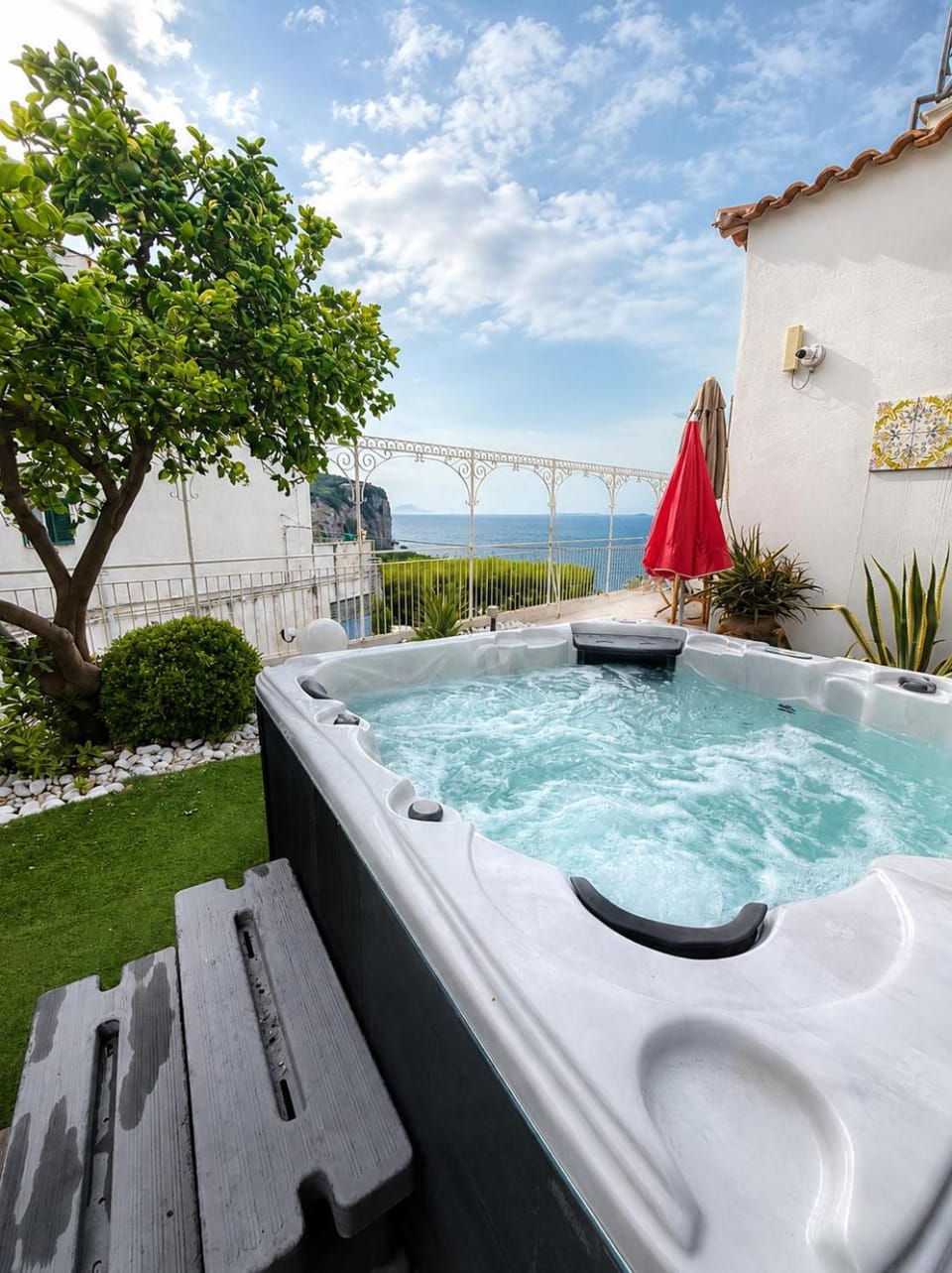 Villa La Pagaia Sorrento Coast Bed and Breakfast in Vico Equense