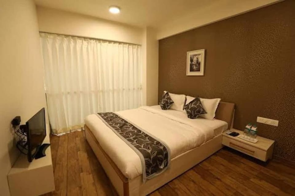 Rajhans Belliza Luxurious Studio Apartment Apartment in Gujarat