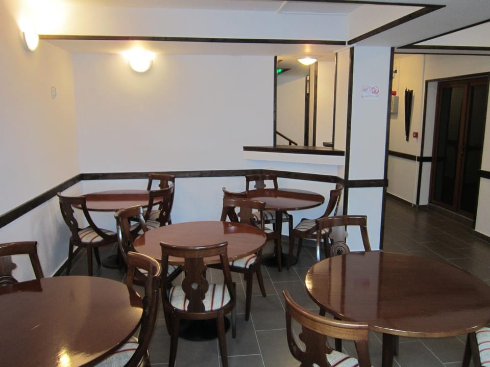 Lounge or bar