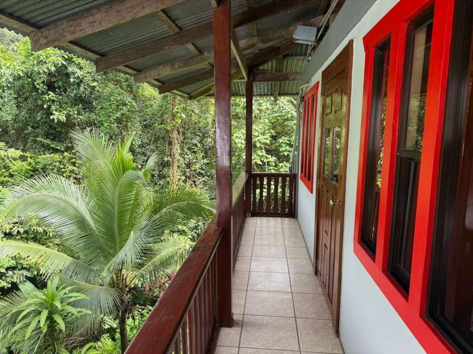View (from property/room), Balcony/Terrace, Garden view