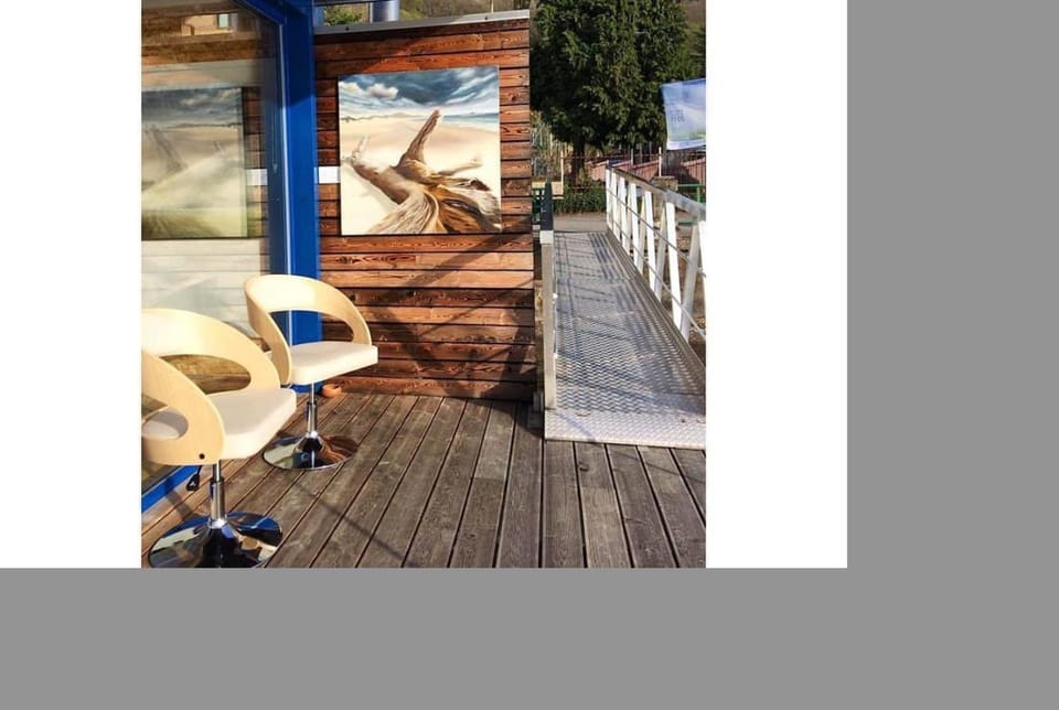 Property building, Balcony/Terrace
