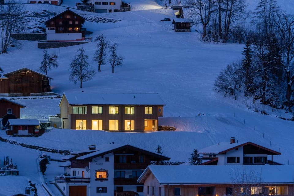 Property building, Winter