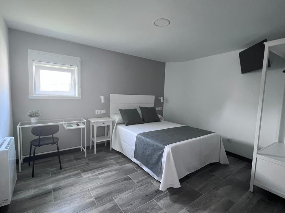 HOSTAL CASA JULIO - Auto Check-in Bed and Breakfast in Galicia