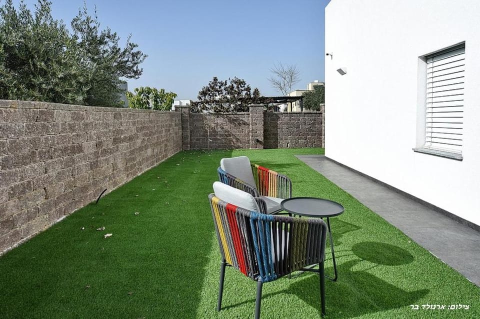 סוויטה חדשה ויפהיפיה Apartment in North District