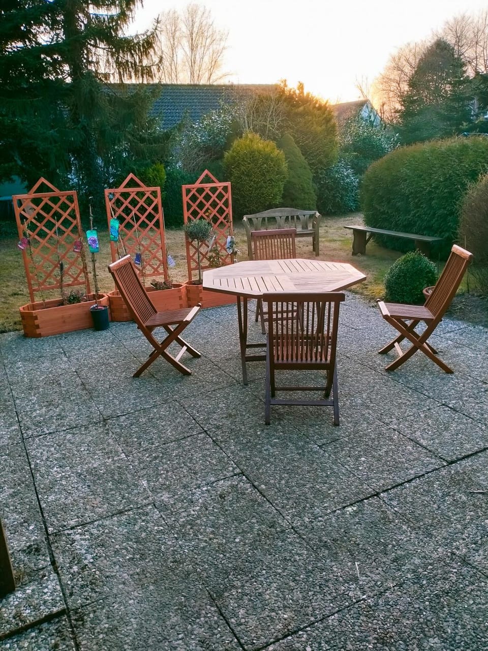 Patio, BBQ facilities, Garden, Balcony/Terrace