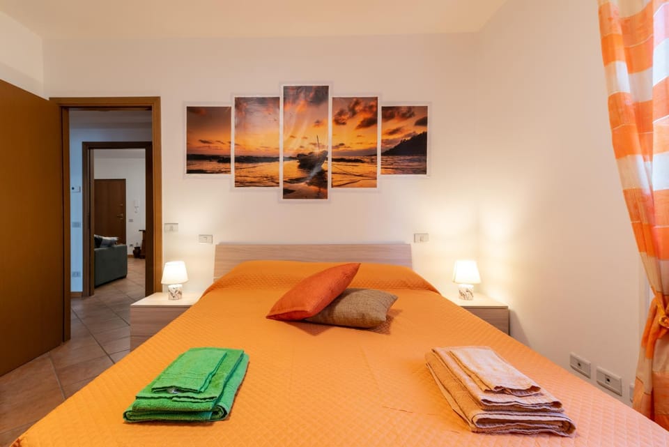 Living room, Bedroom