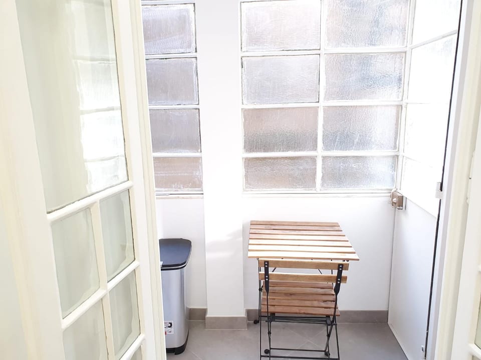 Coffee/tea facilities, Seating area, Dining area, minibar, pet friendly, stove, washing machine, kitchen