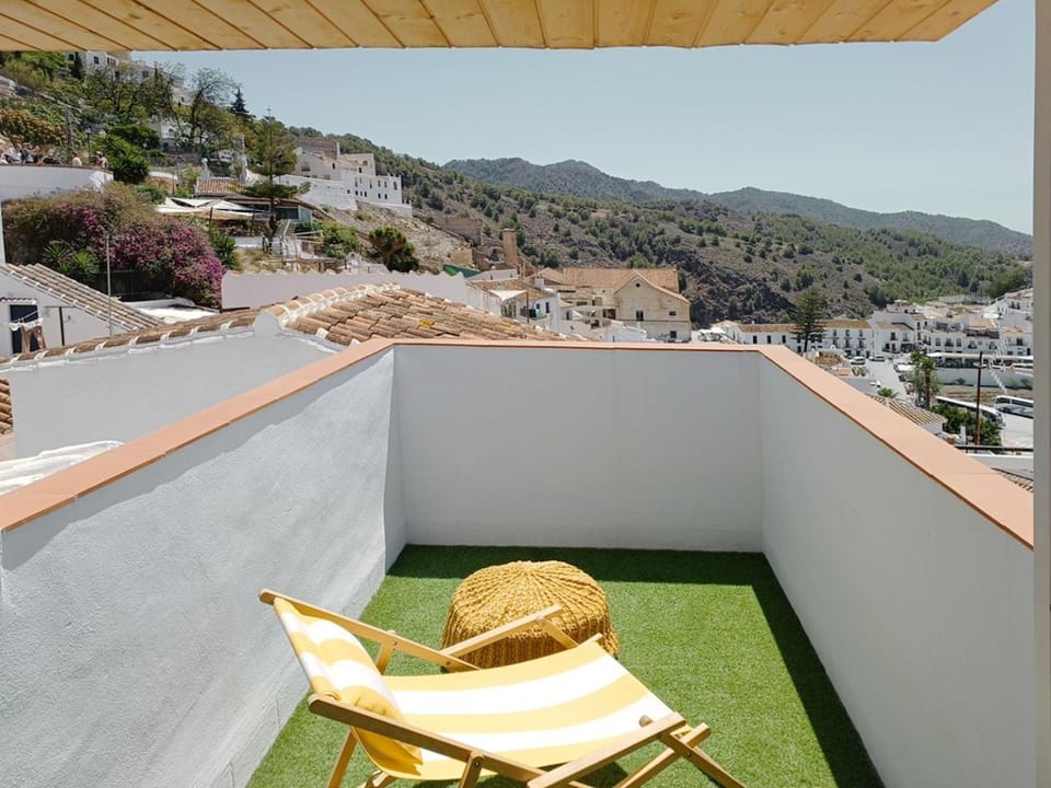 Patio, Natural landscape, View (from property/room), Balcony/Terrace, Mountain view