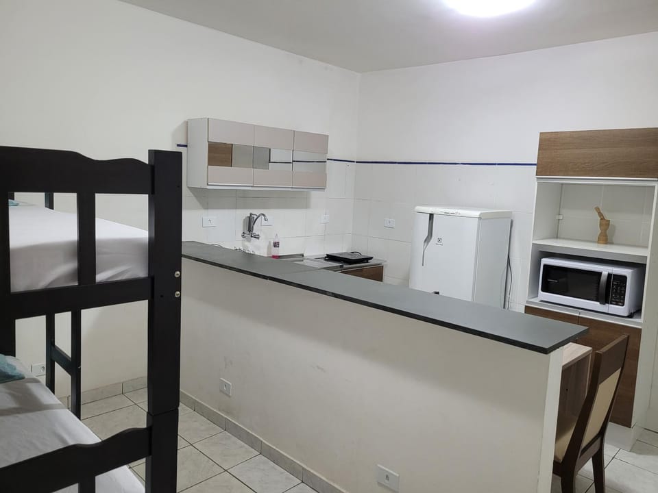 Casa de Hóspedes em Parque Pinheiros - Sem Garagem Apartment in Sao Paulo City