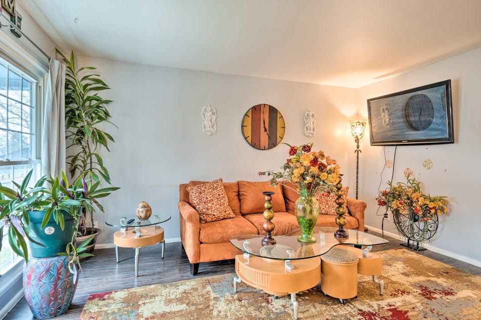 Home w/ Fire Pit - 8 Mi to Dtwn Mile Square! House in Indianapolis