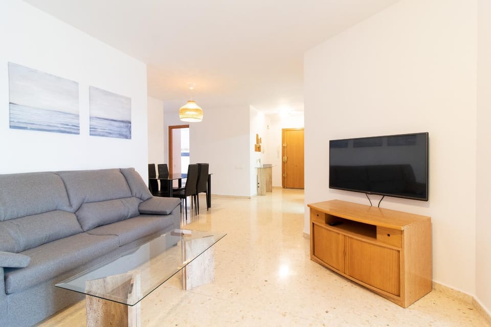 Communal lounge/ TV room, Living room