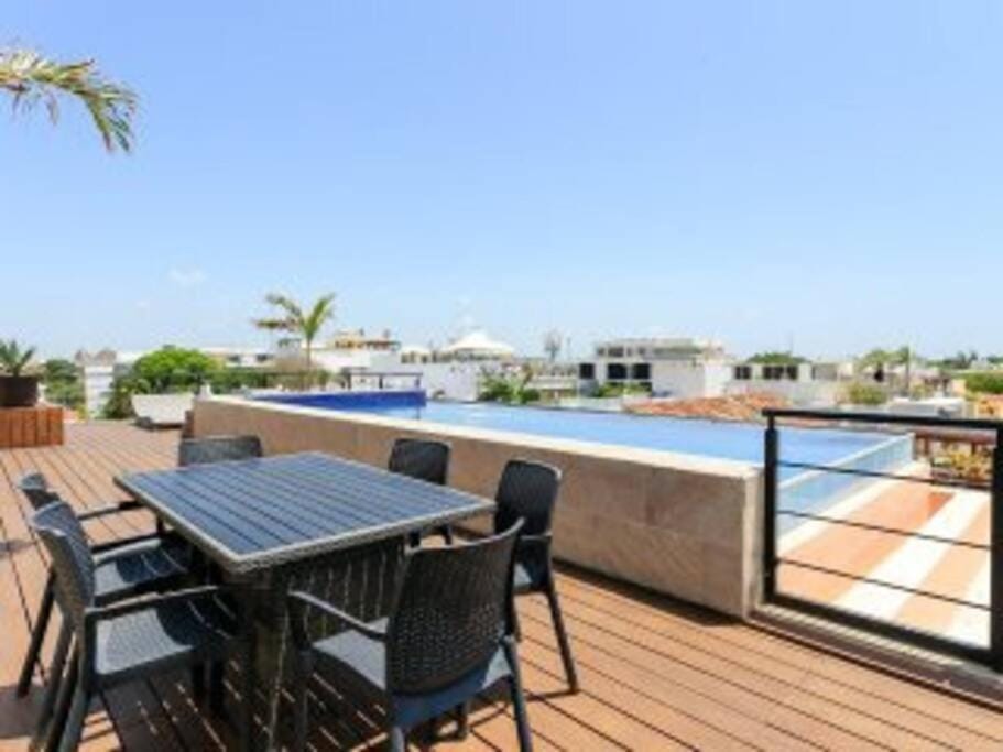 Balcony/Terrace, Swimming pool