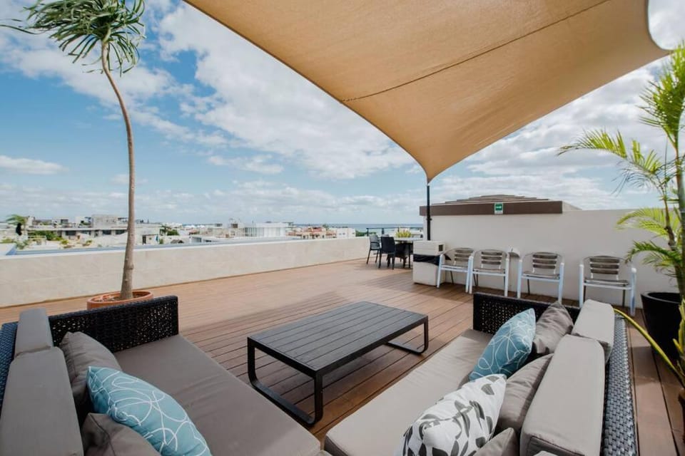 Balcony/Terrace, Swimming pool