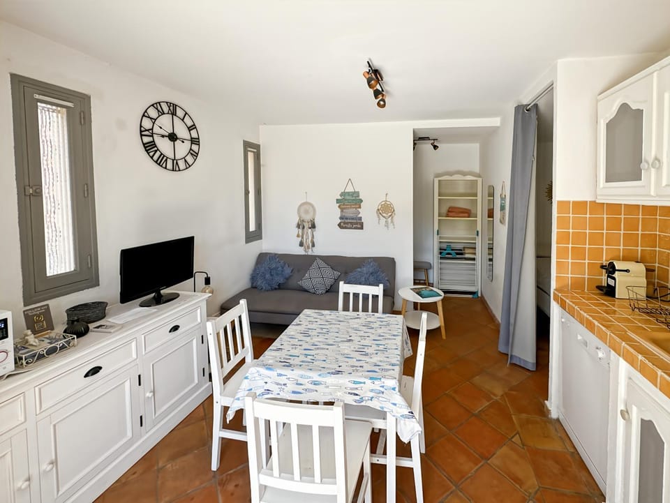 Superbe Emplacement , terrasse et parking! Apartment in Saint-Tropez