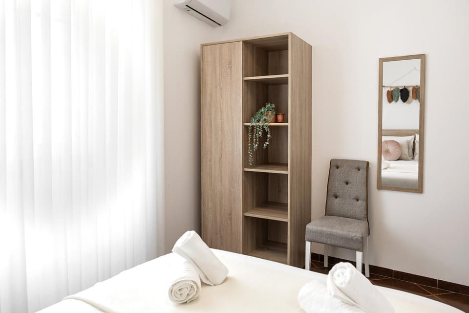 Decorative detail, Bedroom