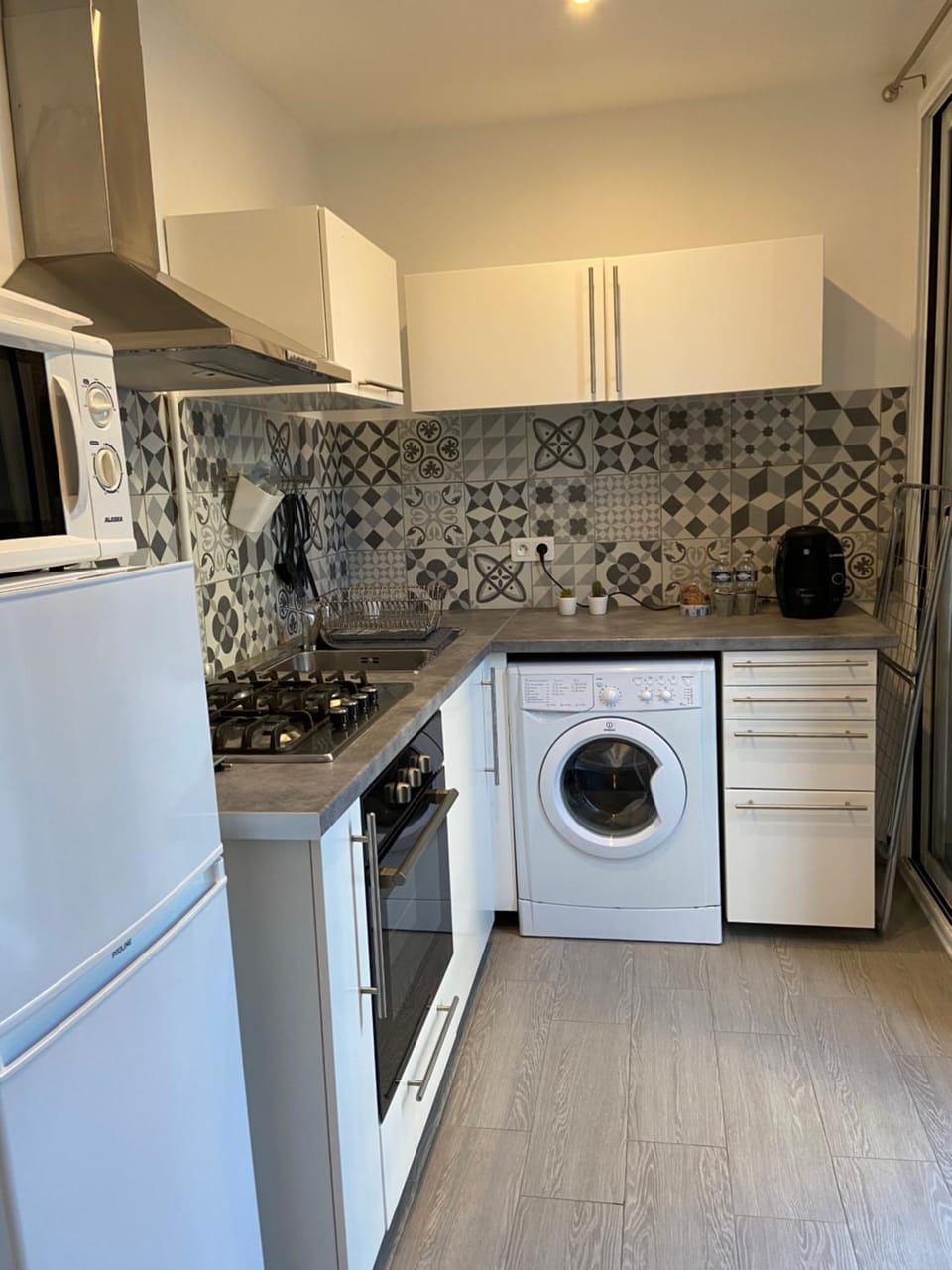 Kitchen or kitchenette