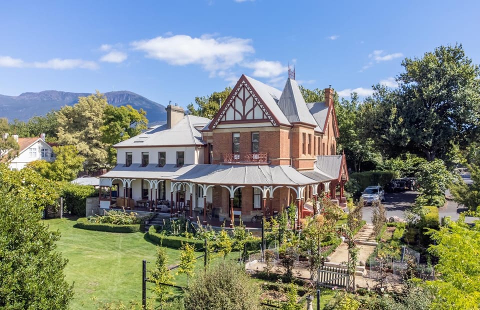 Property building, Garden view