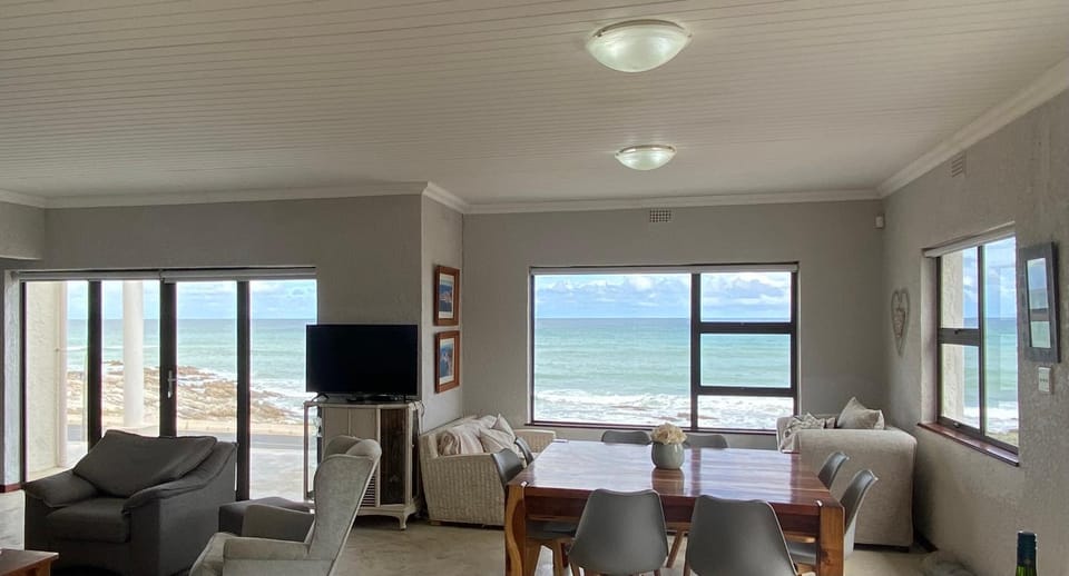 Dining area, Sea view