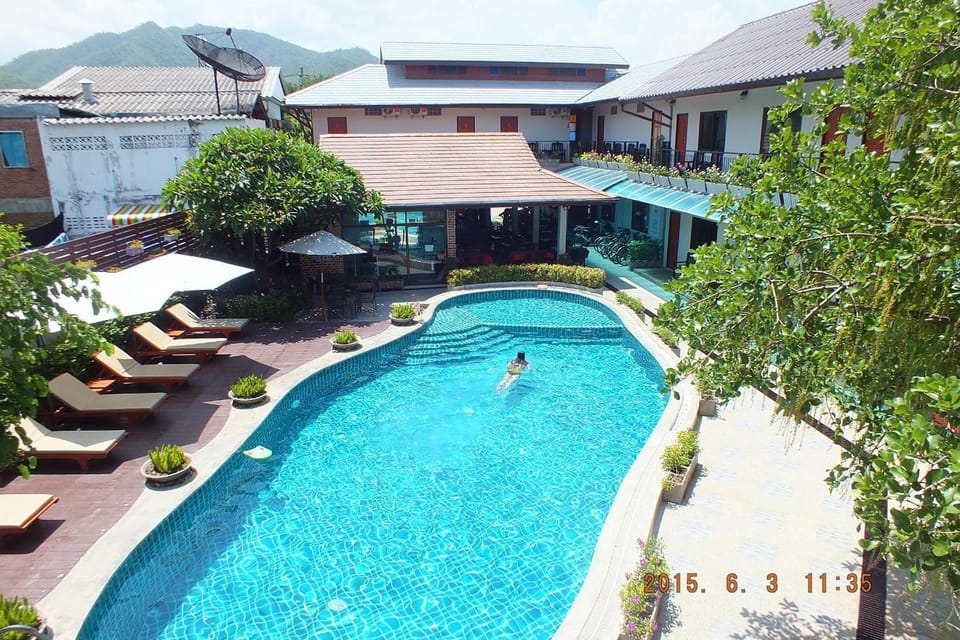 Swimming pool