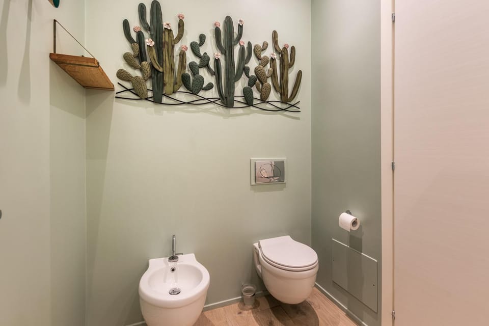 Toilet, Bathroom