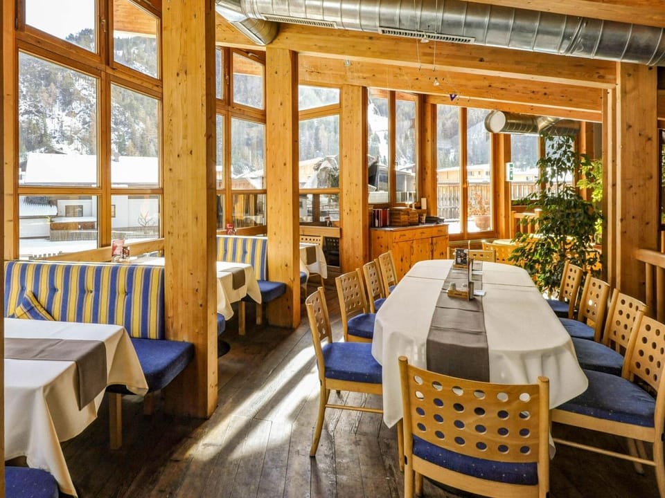 Other, Dining area