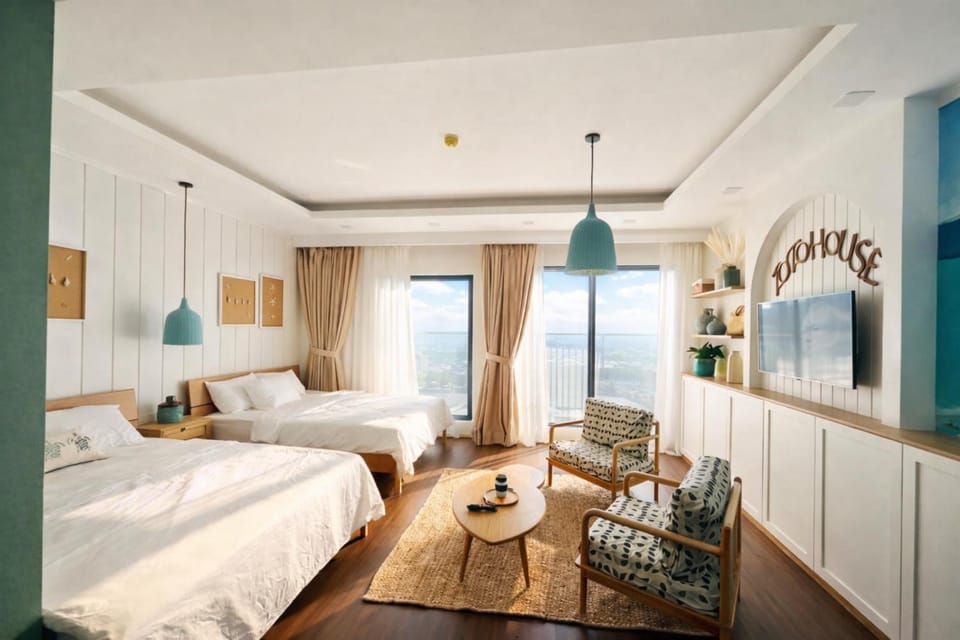 Living room, Photo of the whole room