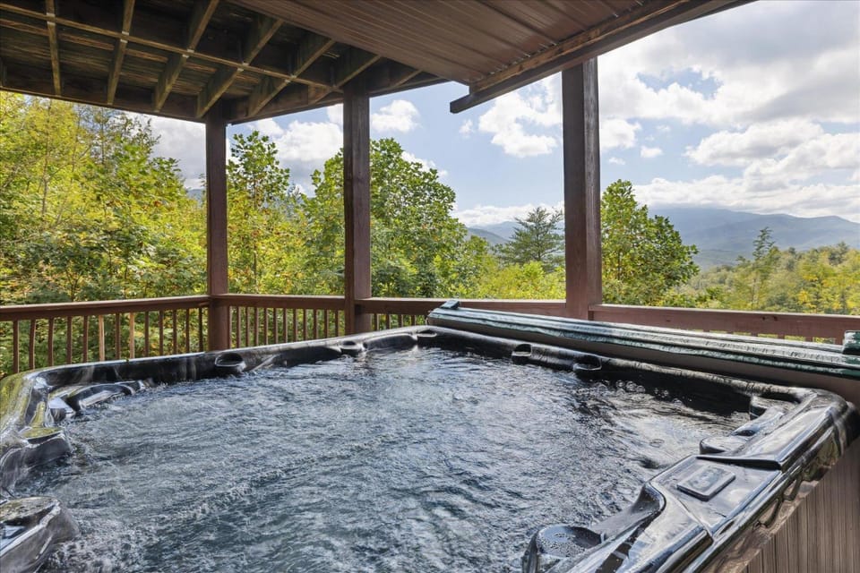 Cabin Fever Lodge #750 Cabin in Pittman Center