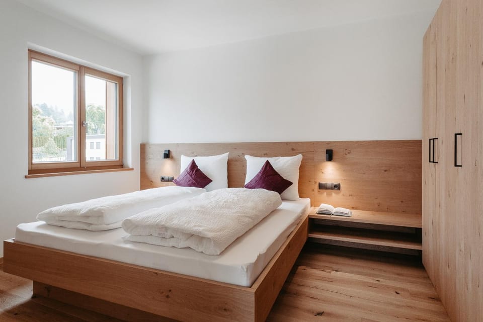 Living room, Bedroom