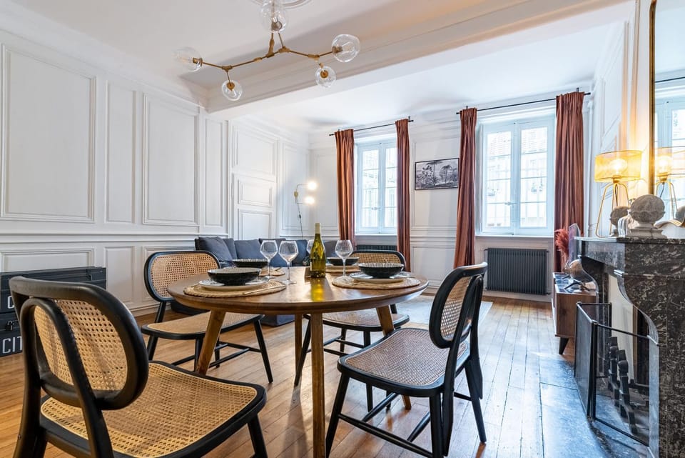 L' ALCOVE- Confort Charme Downtown Apartment in Dijon