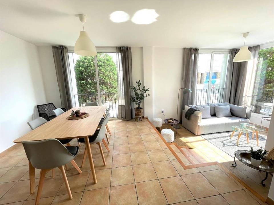 TRAIRE - Apartamento luminoso cerca del centro Apartment in Cadaqués